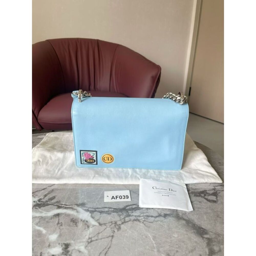 Dior Women Pre-Loved Bag Very Good Condition - Picture 6 of 9